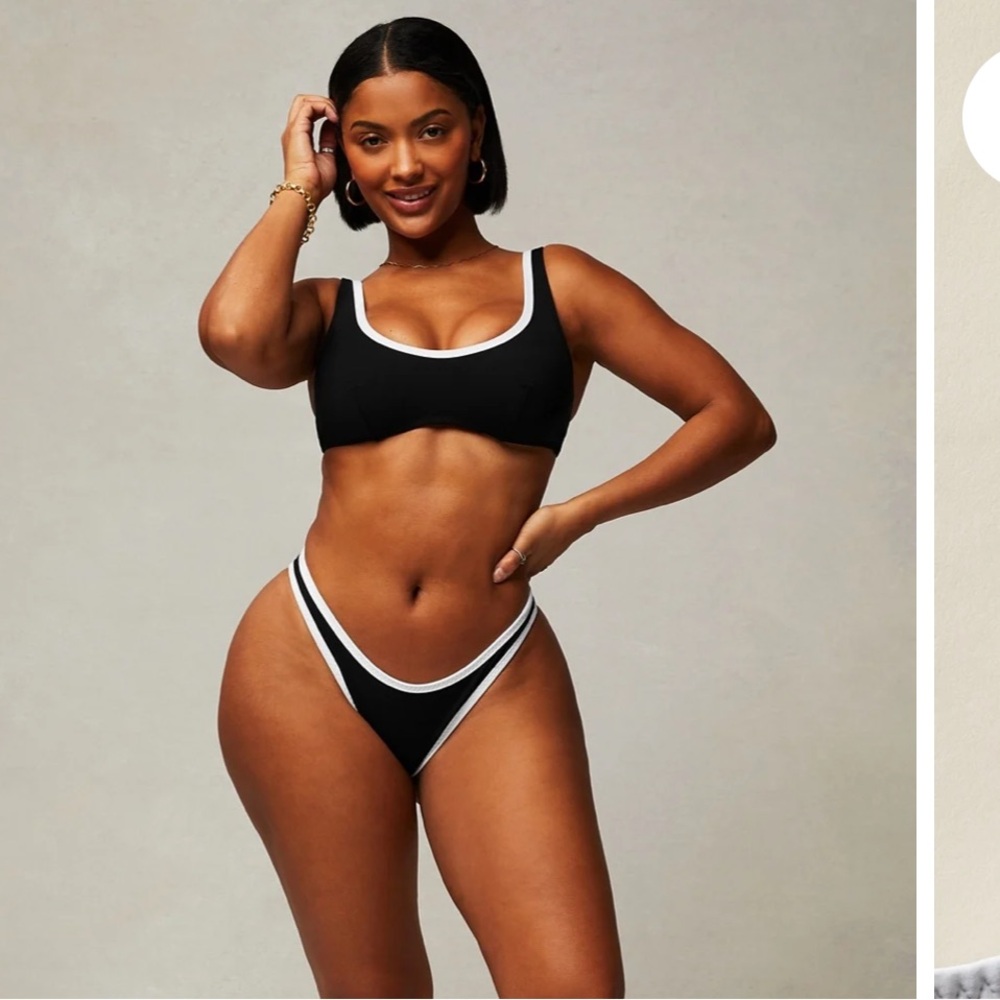 Fabletics V3 bikini coastline bottom, black with white trim